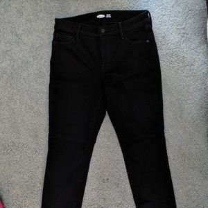 Size 6 black fleece line Old Navy skinny jeans